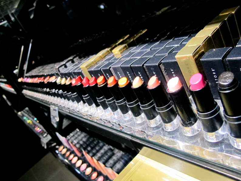 Make up store. Make up store косметика. тени make up store свотчи. make up store приложение. косметиста для автомобилей.