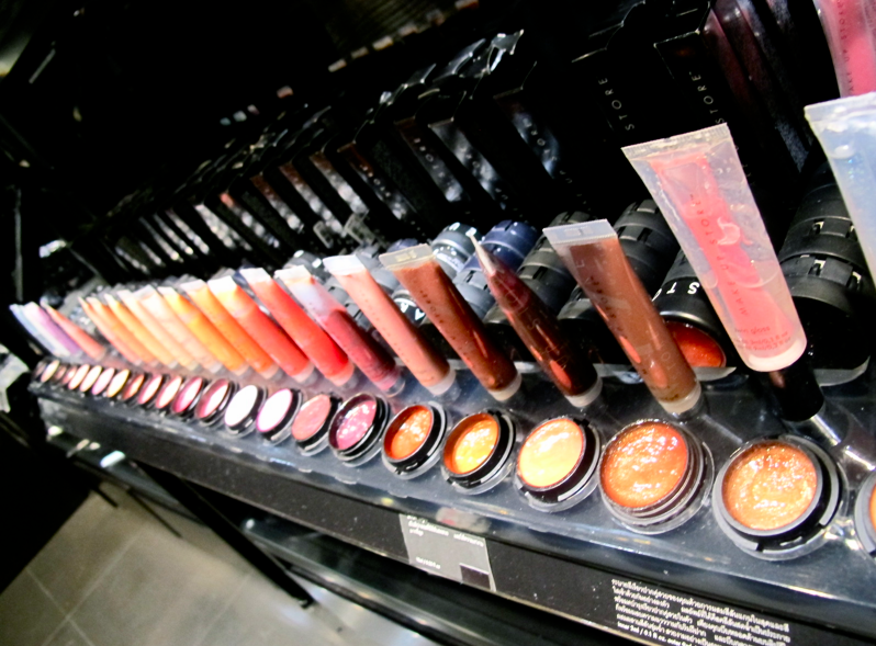 Make up store. Make up store косметика. тени make up store свотчи. make up store приложение. волжский базары с косметикой.